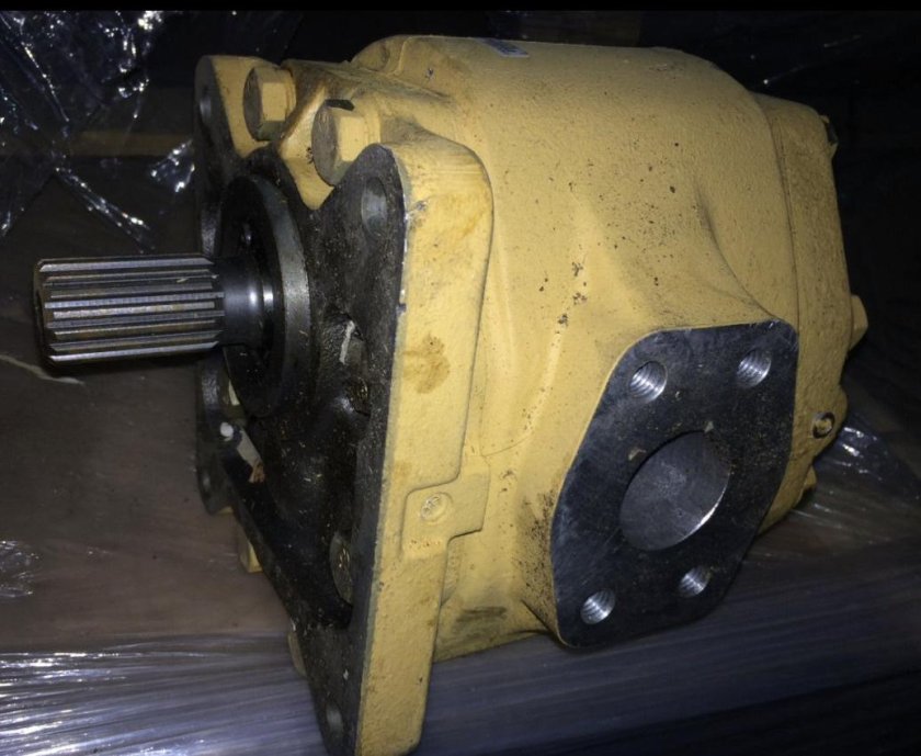 Фильтр лебедки Komatsu d355c-3