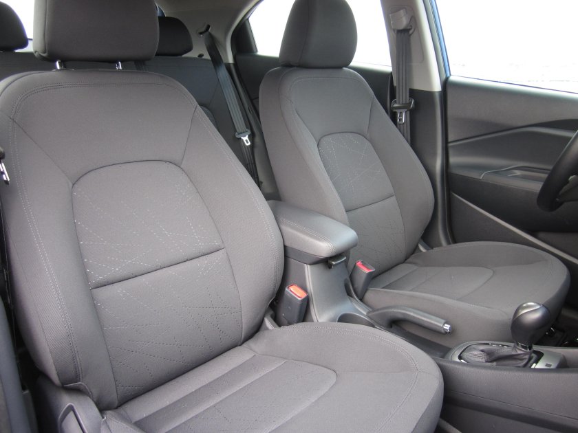 Киа Рио 3 сиденья