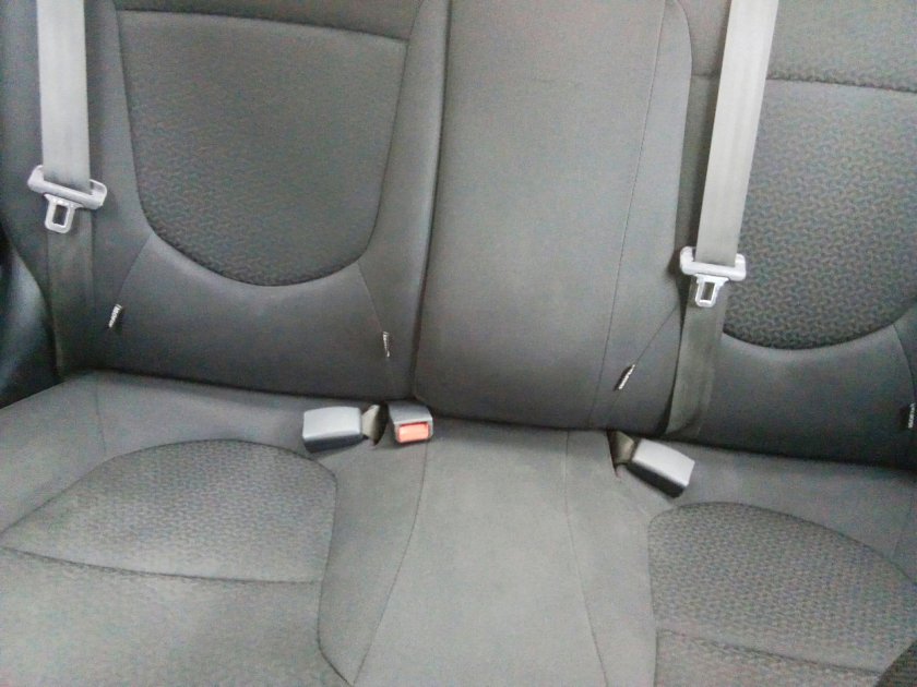 Заднее сиденье Киа Рио 4