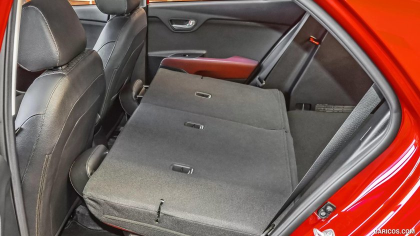 Киа Рио 2017 задний ряд