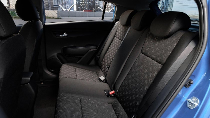 Киа Рио х салон сзади