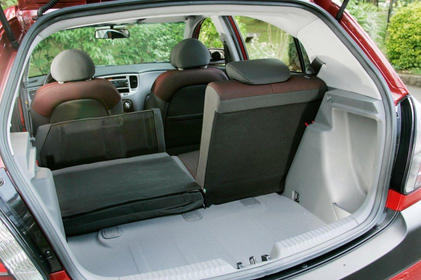 Kia Rio, 2005 багажник
