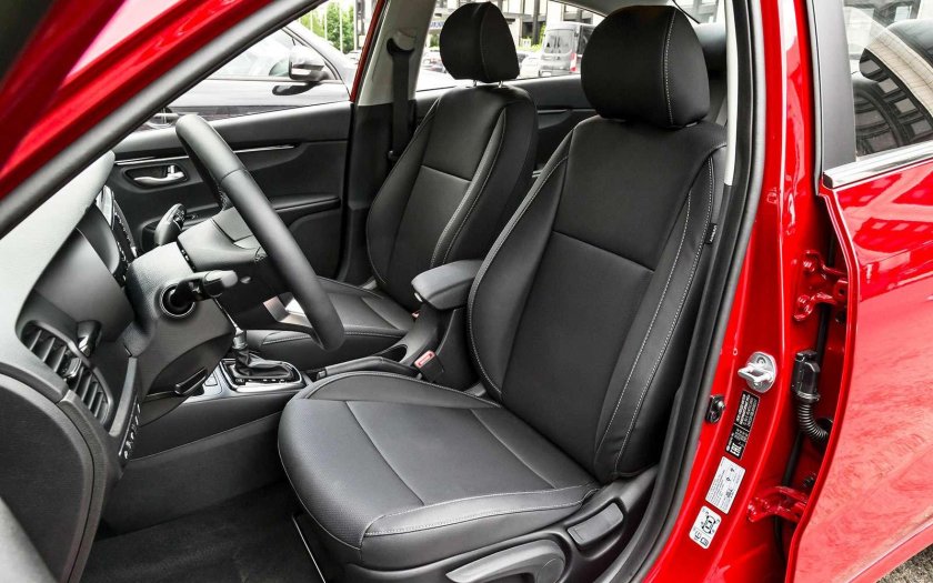 Сиденья Kia Rio 4