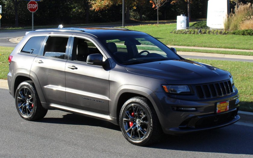 Jeep Grand Cherokee srt8