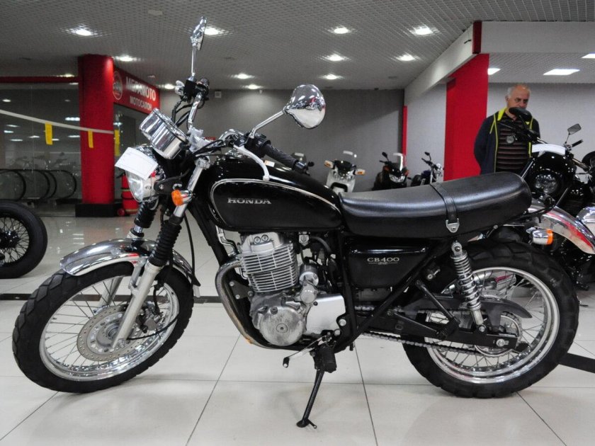 Honda cb400ss-e