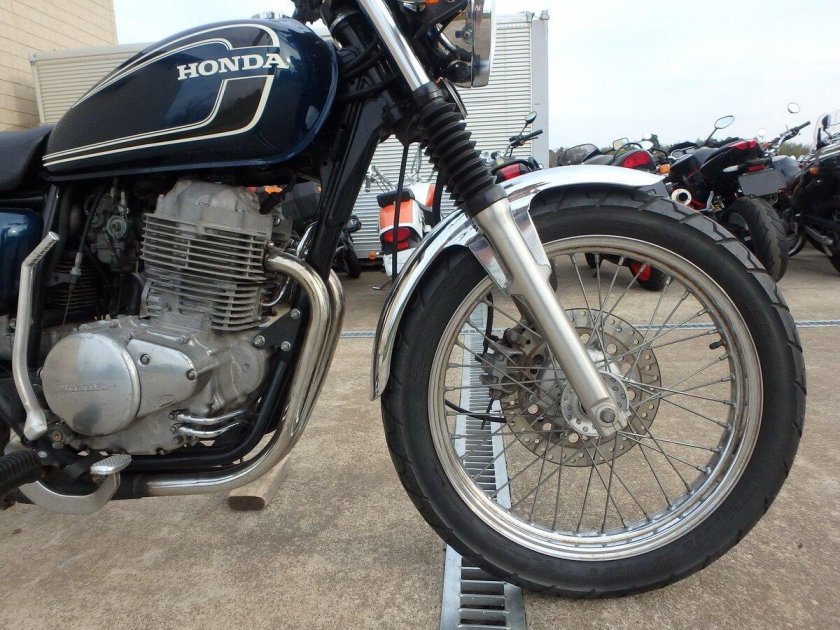 Honda cb400ss 2002