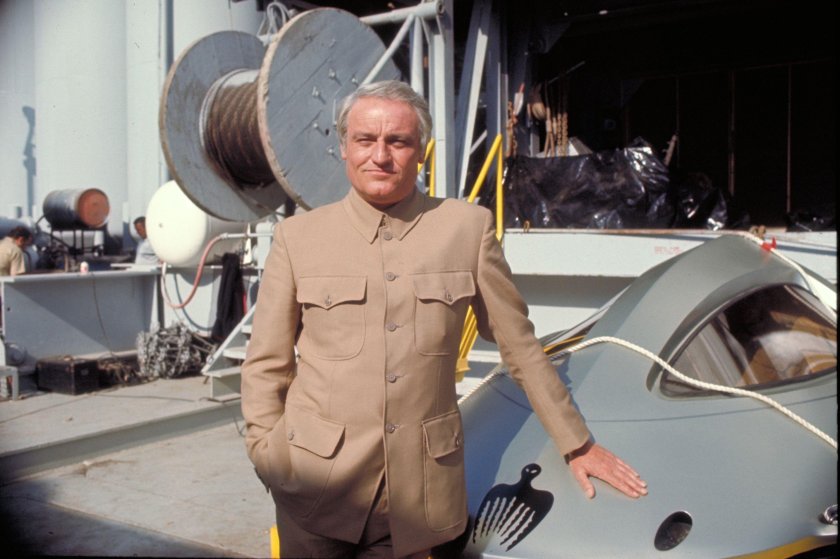 Эрнст Стэвро Блоуфельд