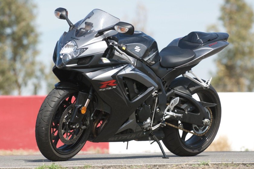 Suzuki GSXR 750