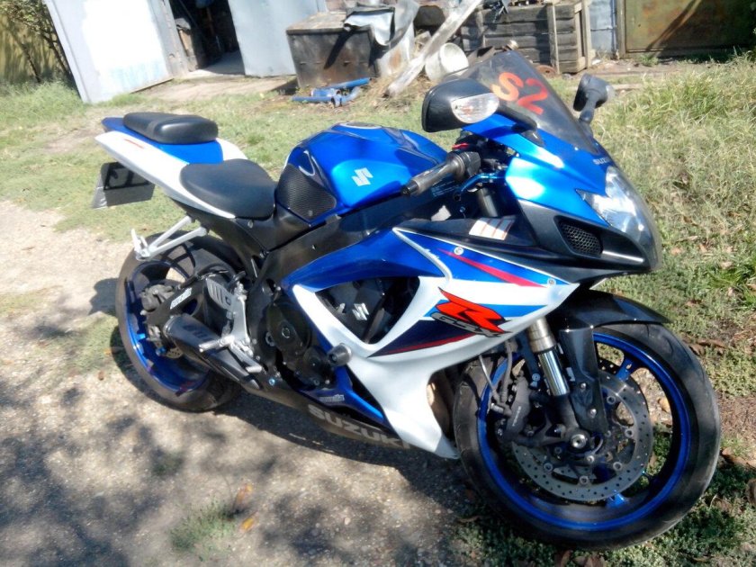 Джиксер 600 2009