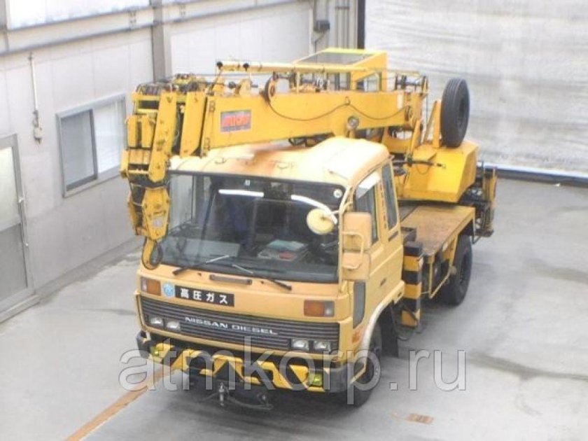 Обозначения кнопок управления краном автокрана Nissan Diesel Condor 1990