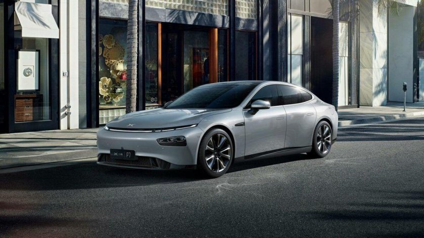 Электромобиль Xpeng p7