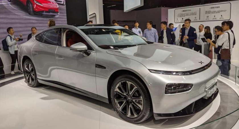 Китайский автомобиль Xpeng p7