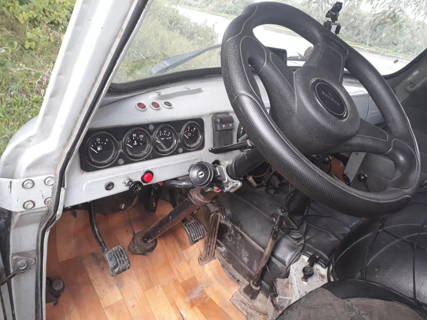 Панель приборов УАЗ 390995