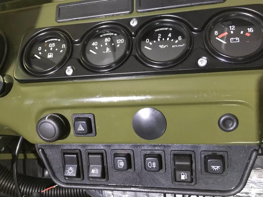 Панель переключателей УАЗ 452
