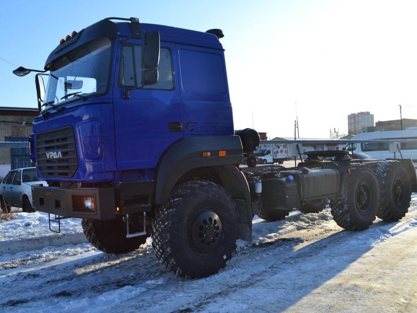 Урал 44202-3511-82