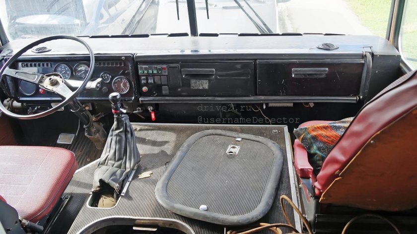 Кабина КАМАЗ 5320