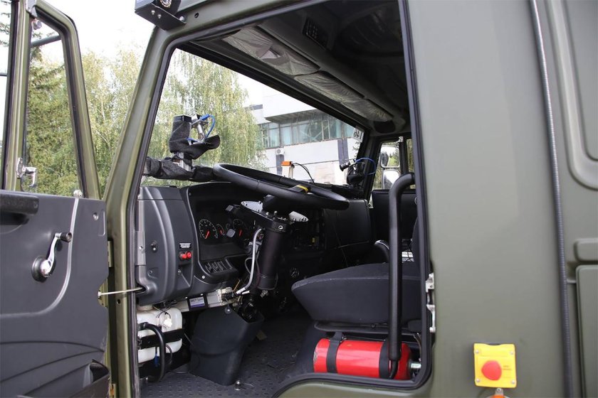 КАМАЗ 5350 кабина