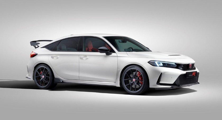 Toyota Camry TRD 2020