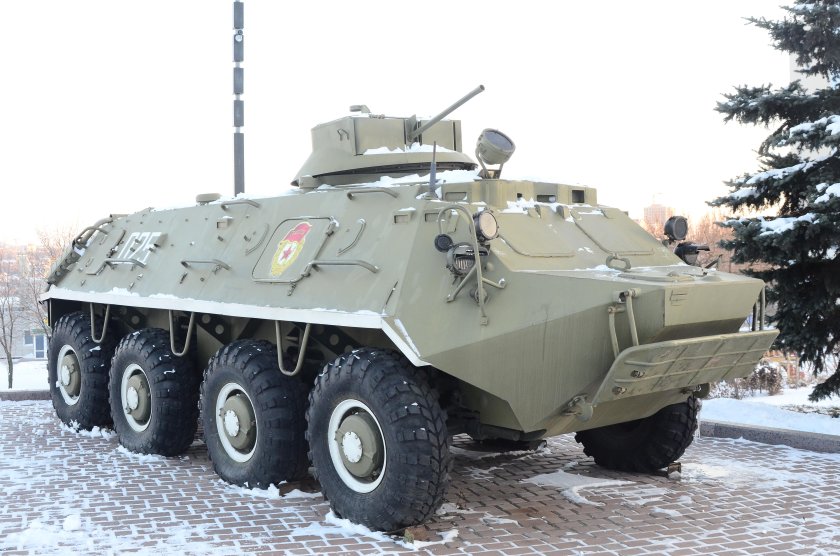 Машина командира батареи 1в18 клен-1