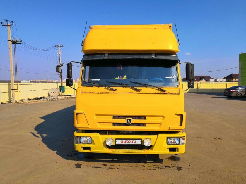 КАМАЗ 4308 желтый
