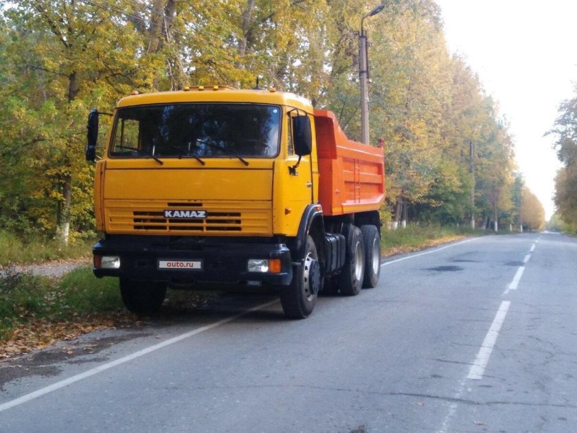 КАМАЗ 65115 желтый