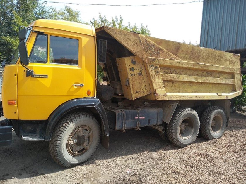КАМАЗ 5511 желтый