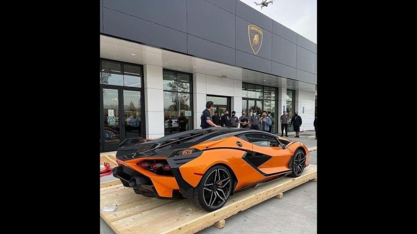 Ламборгини Sian