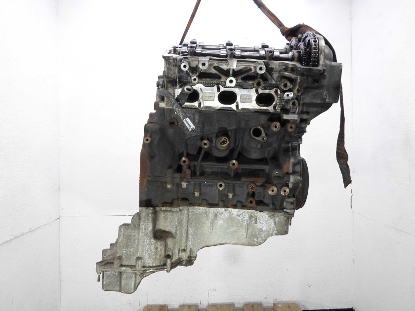 Двигатель Додж 3.3 вид с навесным