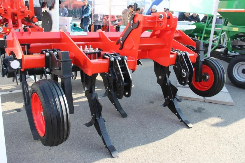 Плуг чизельный ПЧ-2,3н