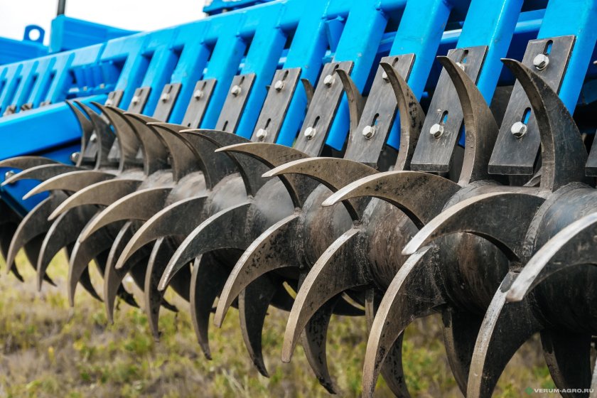 Плуг Сварог ПЧ-4.5 чизельный