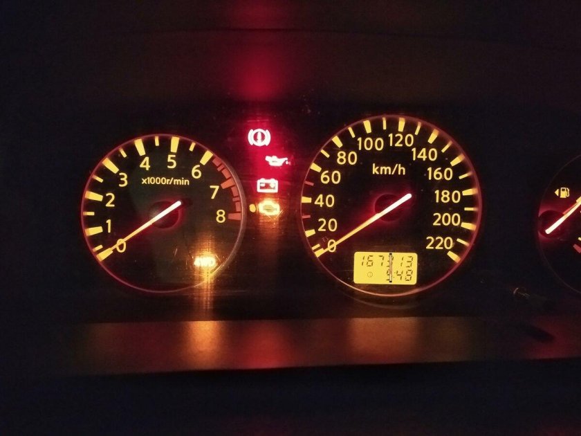 Щиток приборов Ниссан х-Трейл т30