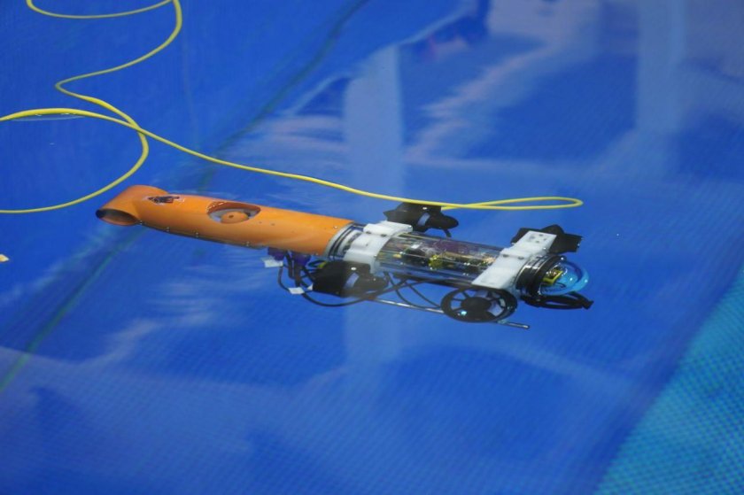 Телеуправляемый подводный аппарат Falcon