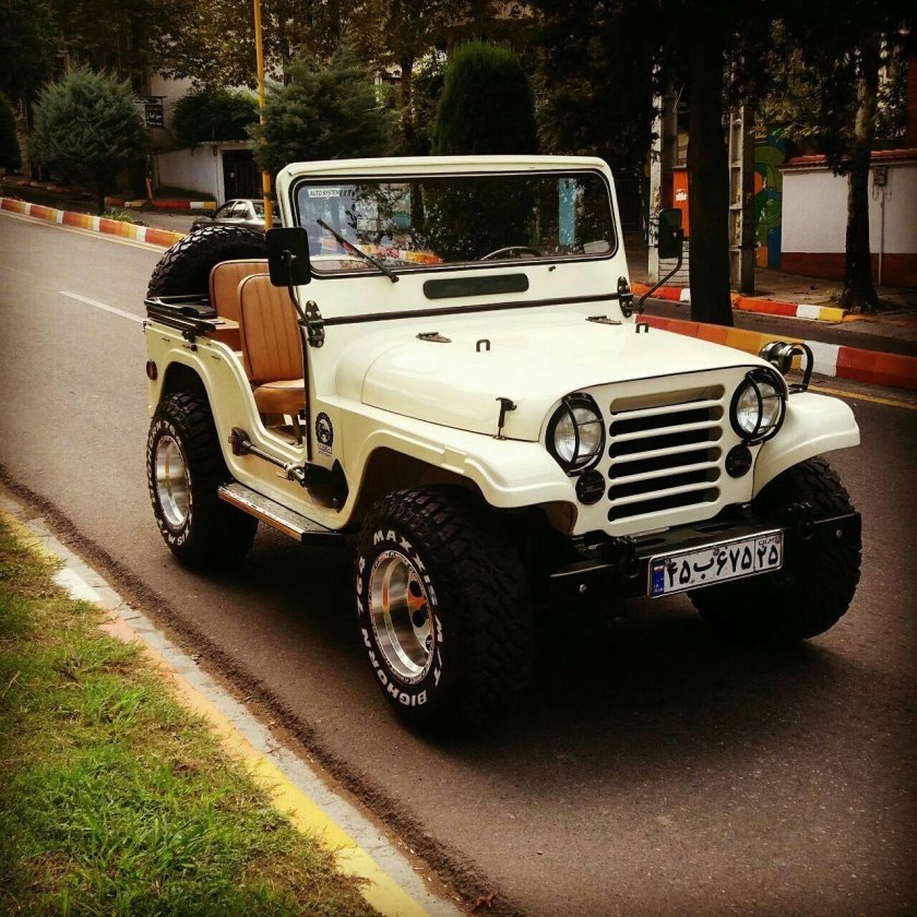 Иранский джип Сафир