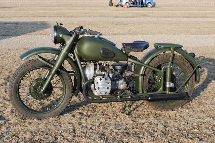 Мотоцикл Урал м 72