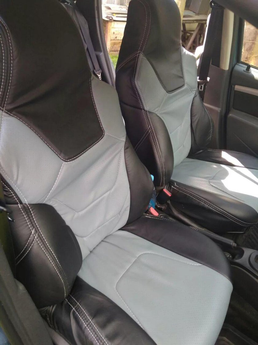 Чехлы на Рено Дастер 2014