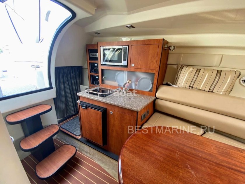 Катер Монтерей 293