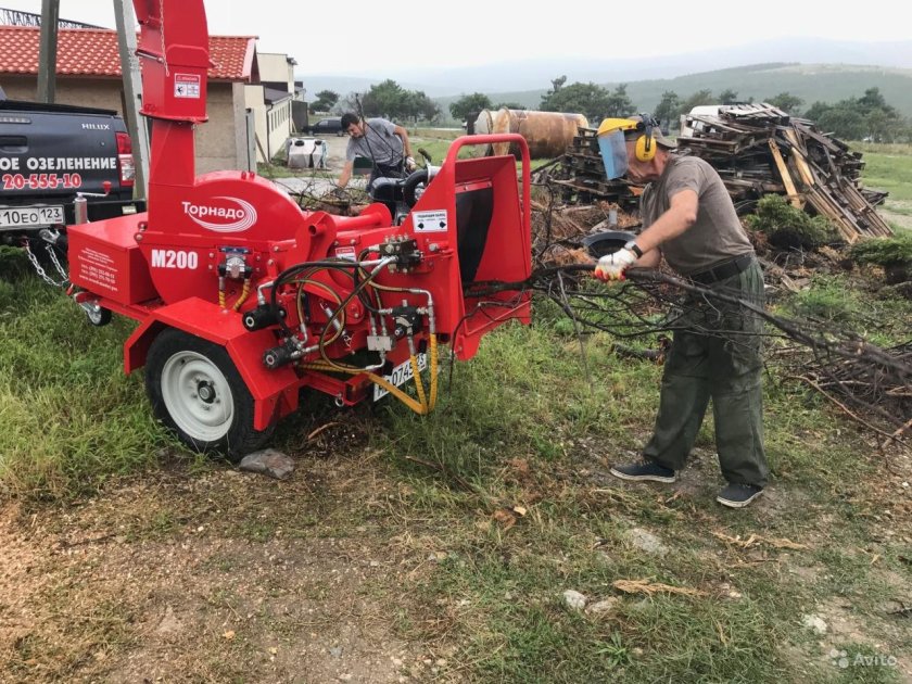 Измельчитель веток Торнадо м200