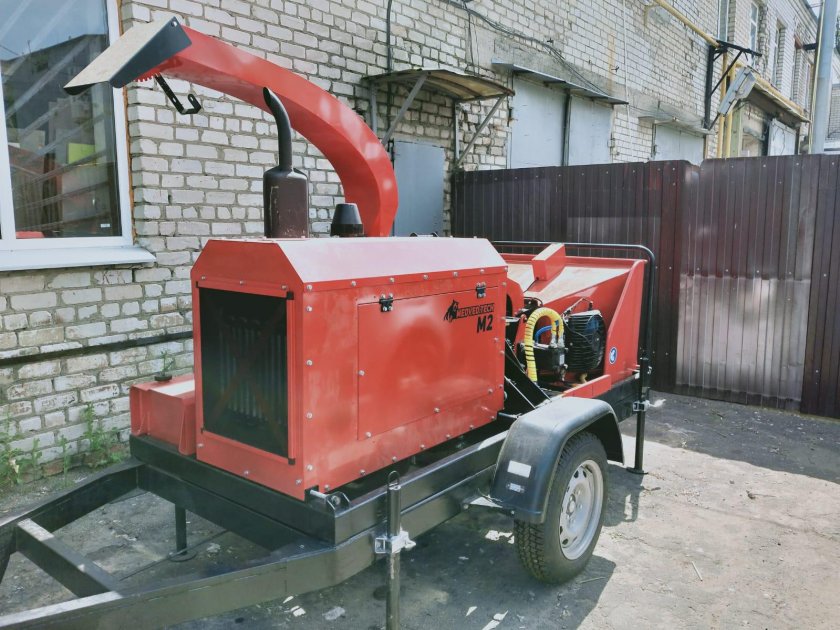 Измельчитель веток медведь