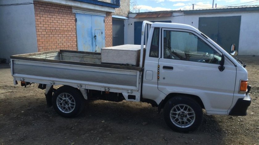 Тойота Таун айс грузовик 4 ВД