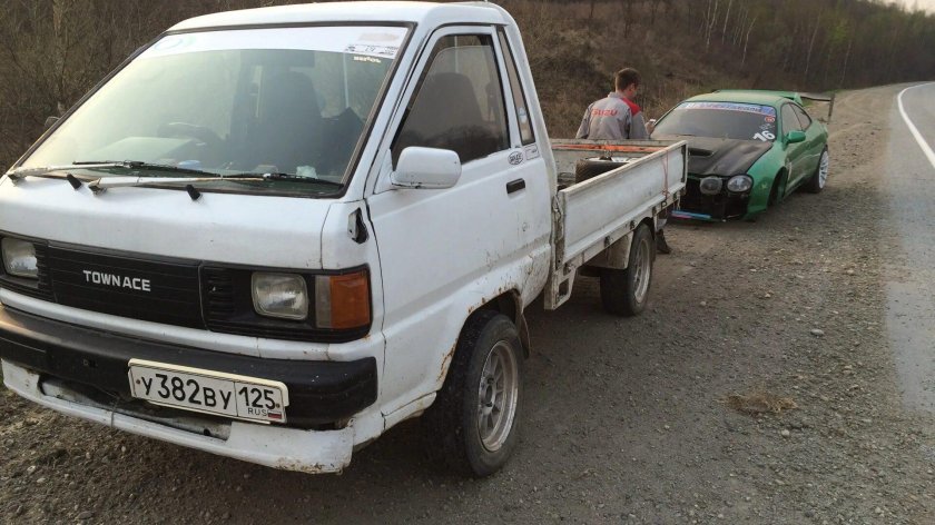 Toyota Lite Ace Truck 4wd