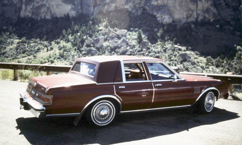 Chrysler Fifth Avenue