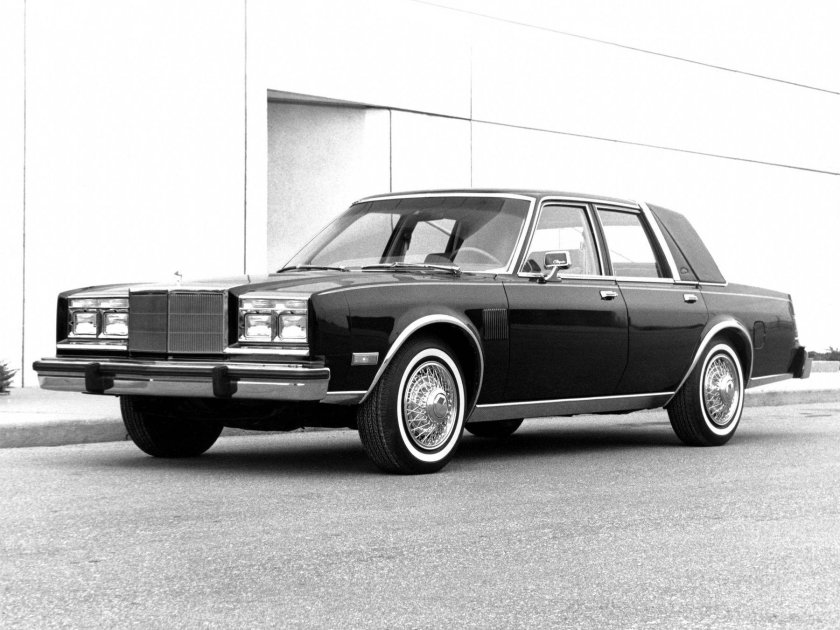 Chrysler New Yorker Fifth Avenue 1982