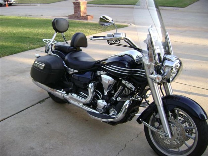 Yamaha Stratoliner Deluxe