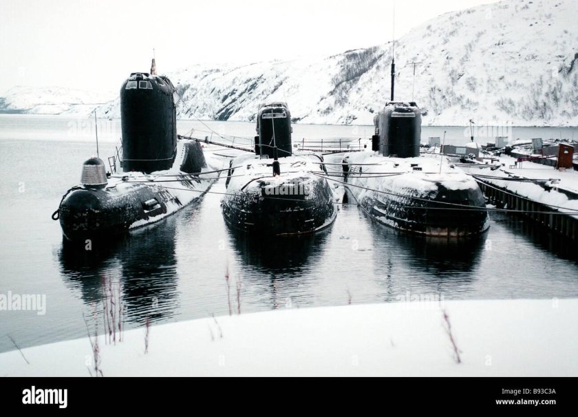 Гаджиево база подводных лодок Северного флота город