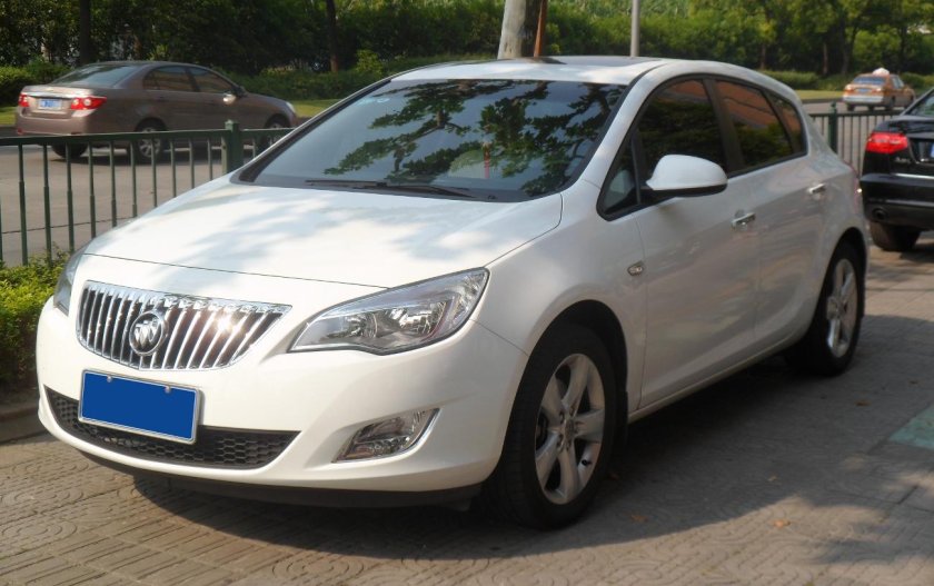 Buick Excelle хэтчбек