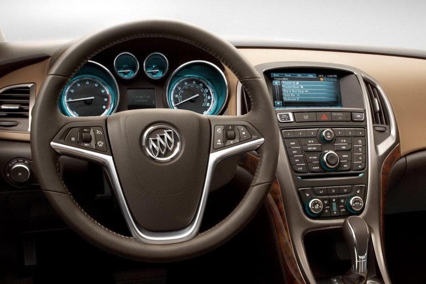 Buick verano салон
