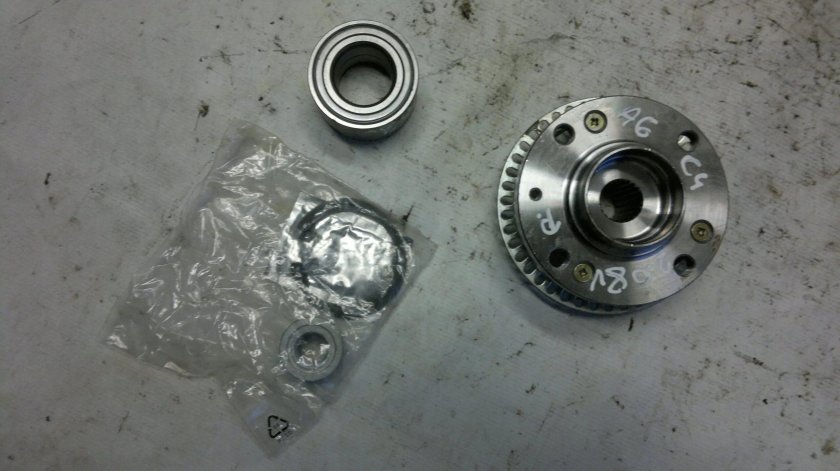 Ступица Ауди 100