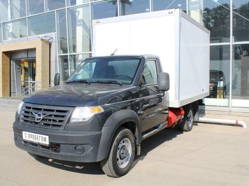 УАЗ профи 2018