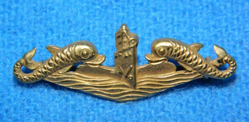 Нагрудный знак командир подводной лодки ВМФ СССР