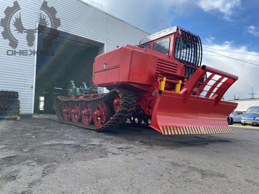 Трактор Онежец ТЛТ-100